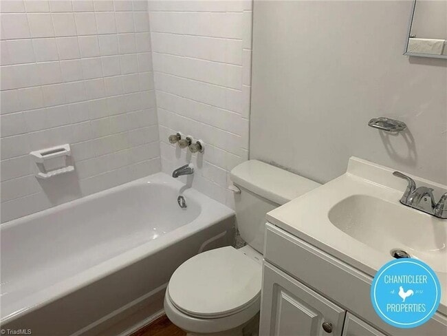 Building Photo - 210 Woodnell St