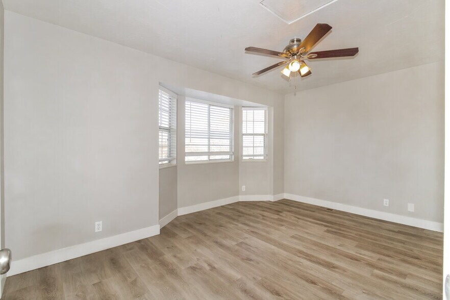 Building Photo - 6125 S 6105 W