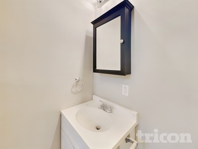 Building Photo - 1170 Augusta Woods Dr