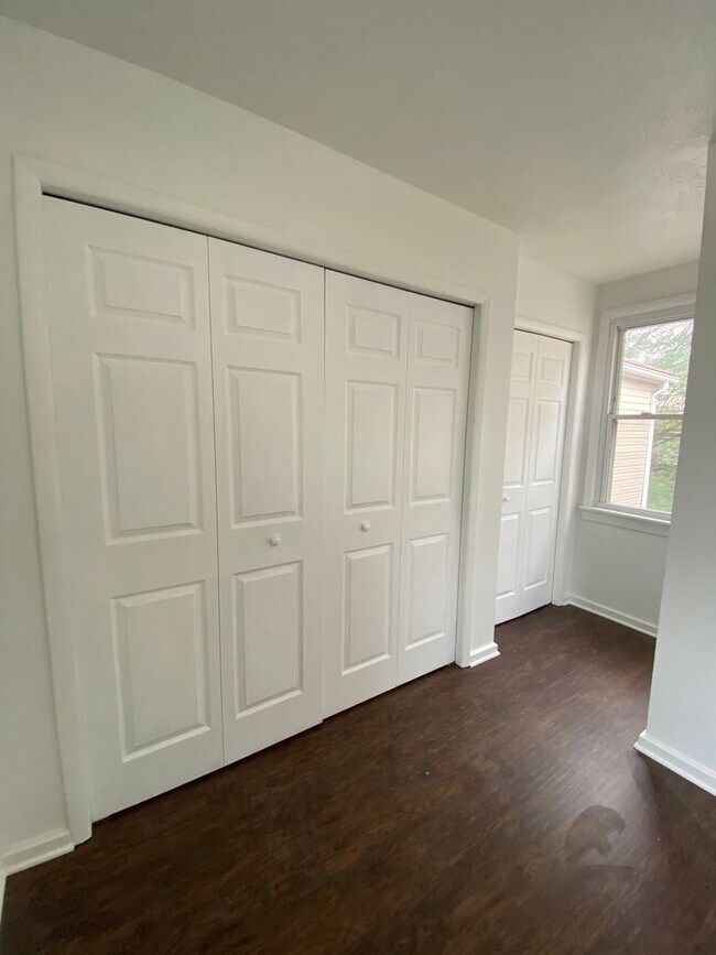 Building Photo - Available MAY 2026 - Updated 3 Bed, 2 Bath Home w/ Open Living & Outdoor Space!