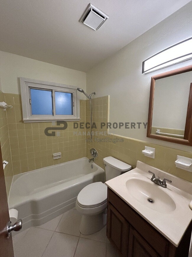 Building Photo - 6405 Kingsway Dr