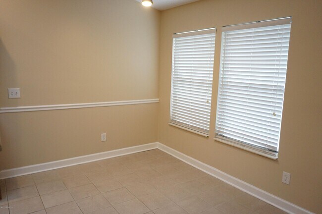 Building Photo - 2024 Tanners Green Way