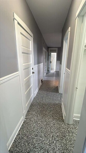 Building Photo - 2311 S Central Ave