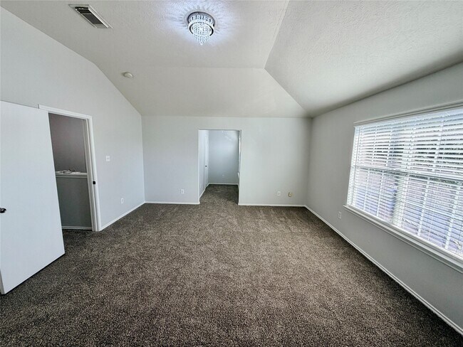 Building Photo - 9011 Aspen Trace Ln