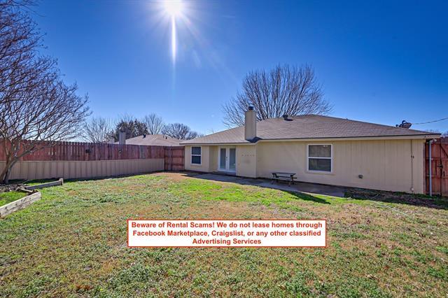 Building Photo - 832 Blue Ridge Dr