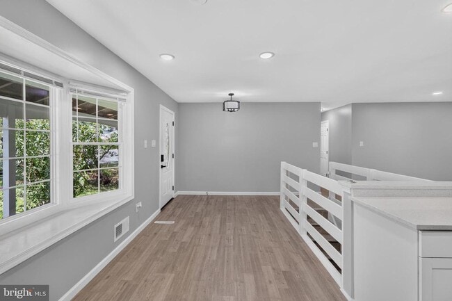 Building Photo - 4752 Carterwood Dr