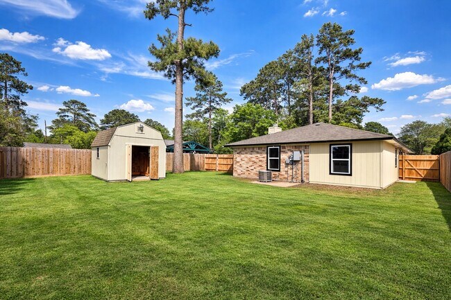 Building Photo - 4807 Maurita Dr