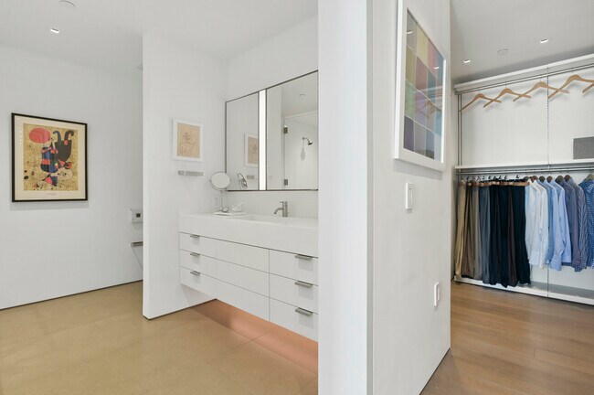 Building Photo - 188 Minna St