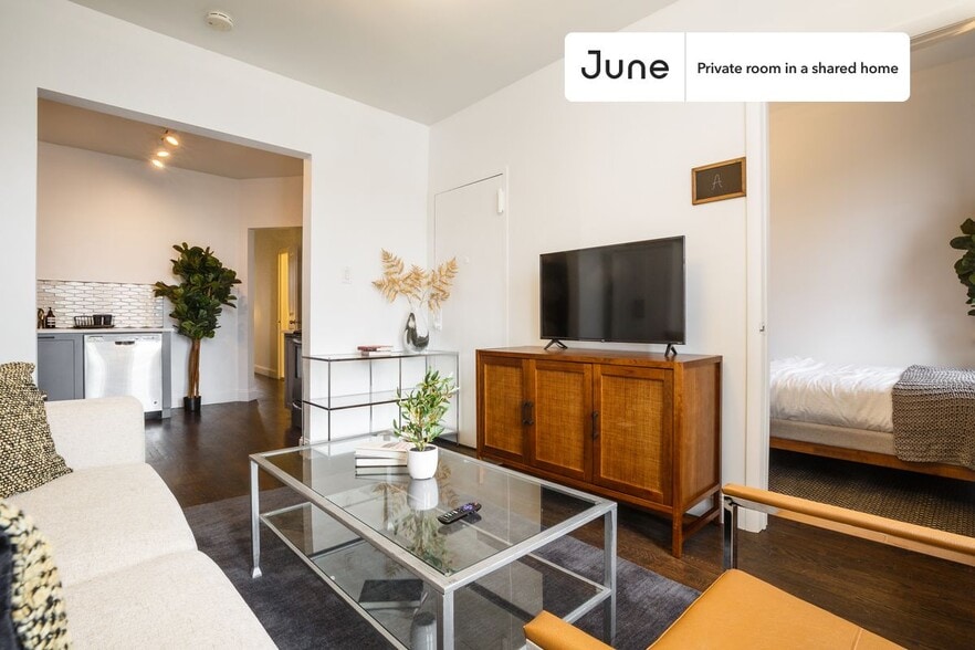 Building Photo - Room in Shared 3 bed/1 bath home in Prospect Heights