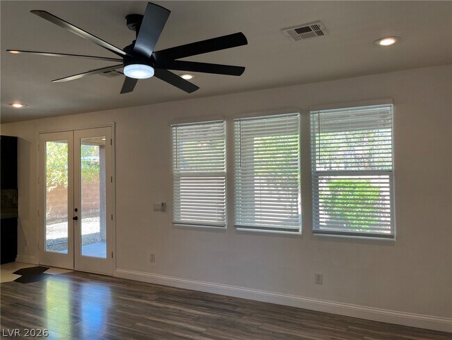 Building Photo - 5525 Mesquite Creek St