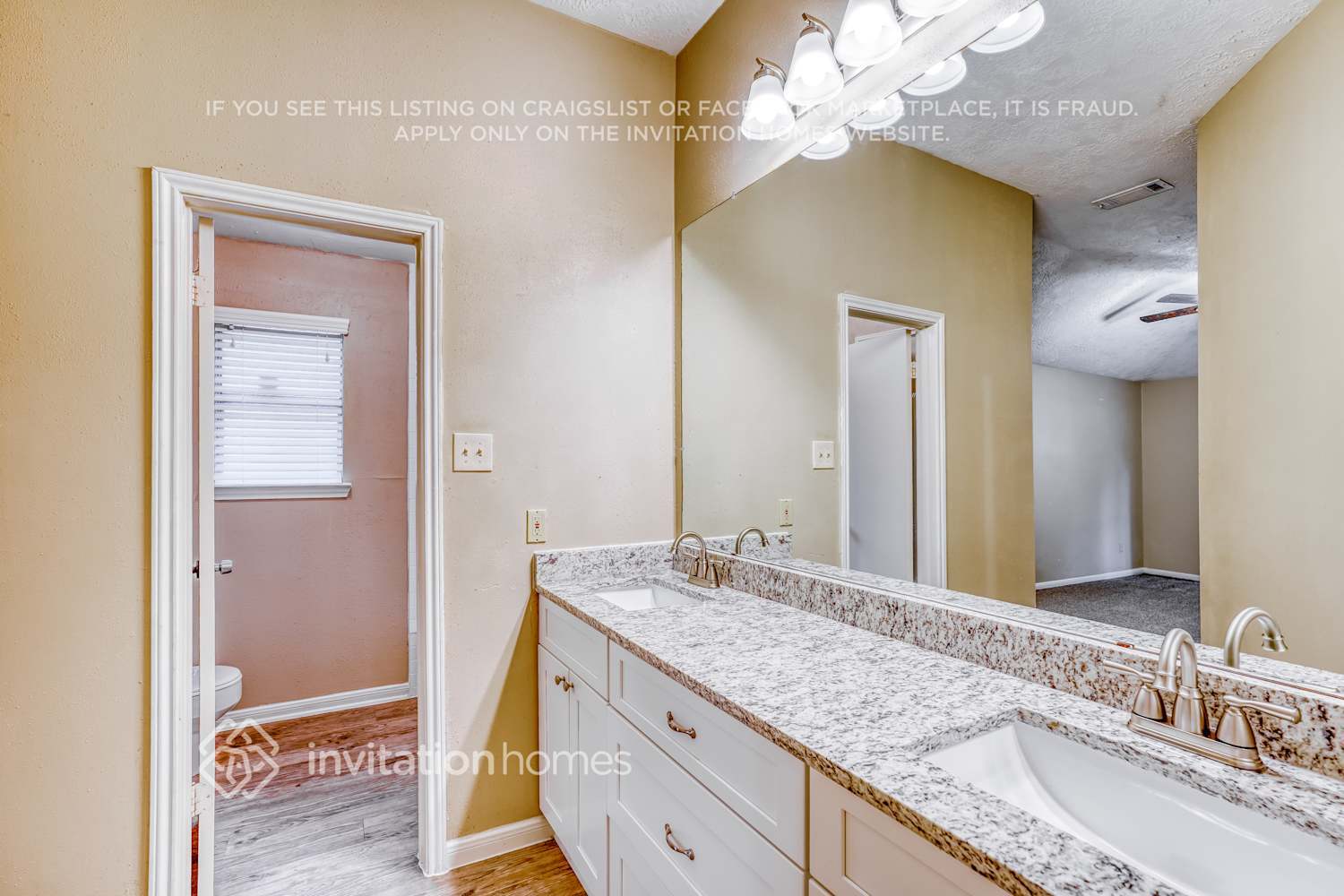 Building Photo - 10579 Twilight Moon Dr
