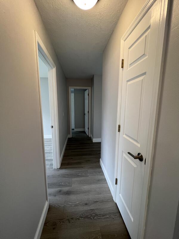 Building Photo - 1313 Summer Breeze Rd