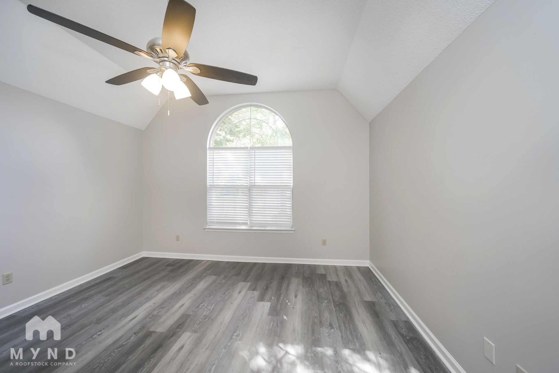 Building Photo - 8418 Regal Bend Dr