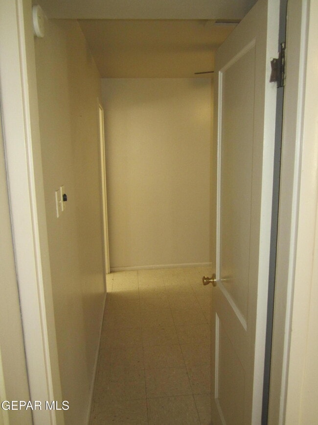 Building Photo - 3606 Taylor Ave