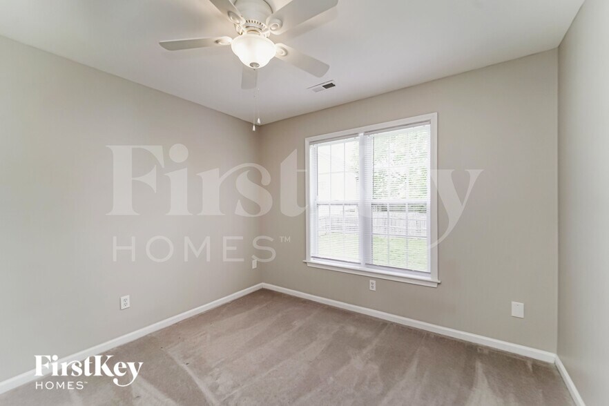 Building Photo - 104 Arbor Ridge Rd