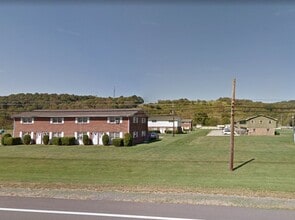 Building Photo - Hickory Hills Townhomes