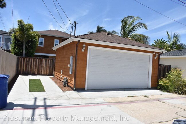 Building Photo - 4 br, 3 bath House - 425 Alameda Boulevard