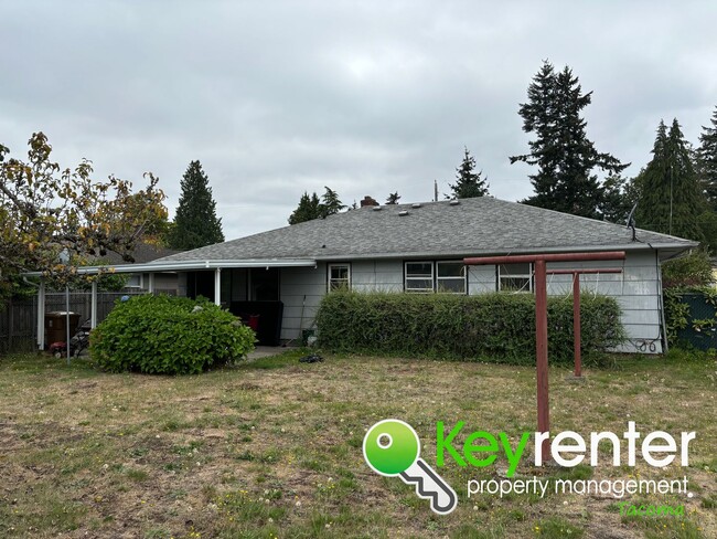 Building Photo - Cozy Rambler Style 3Bed/1Bath Home