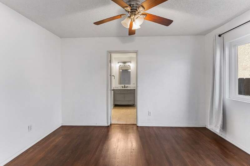 Building Photo - 5537 Lauretta St