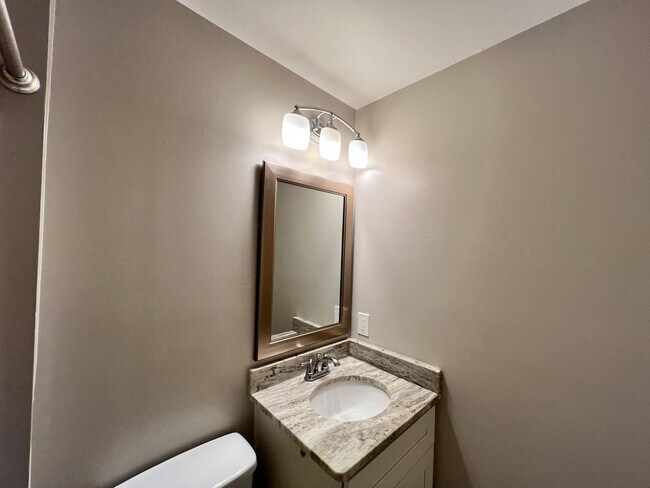 Building Photo - Four bedroom home in Norfolk - Beautiful Backyard