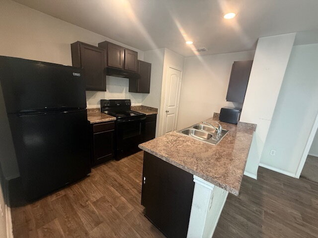 Building Photo - 7639 Hercules Point