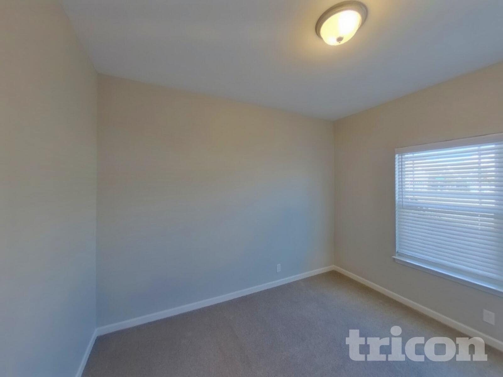 Building Photo - 2004 Kinsale Ave