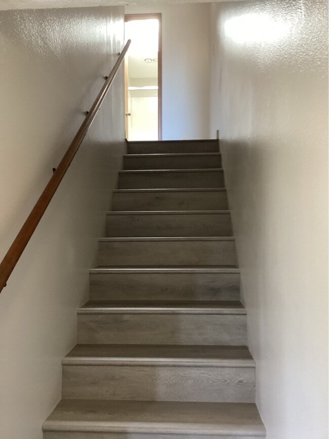 Building Photo - 1112 SW Hurbert St