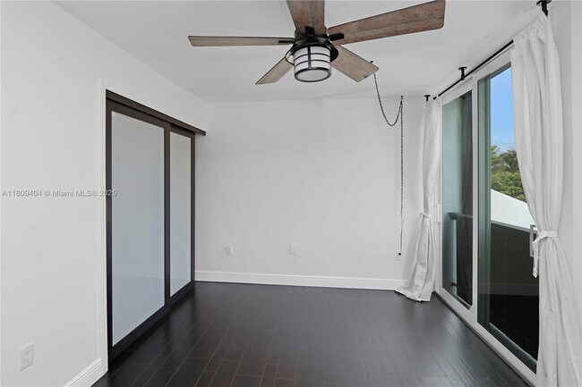 Building Photo - 12340 SW 20th Terrace