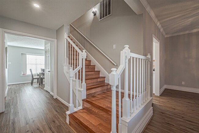 Building Photo - 15211 Camino Del Sol Dr