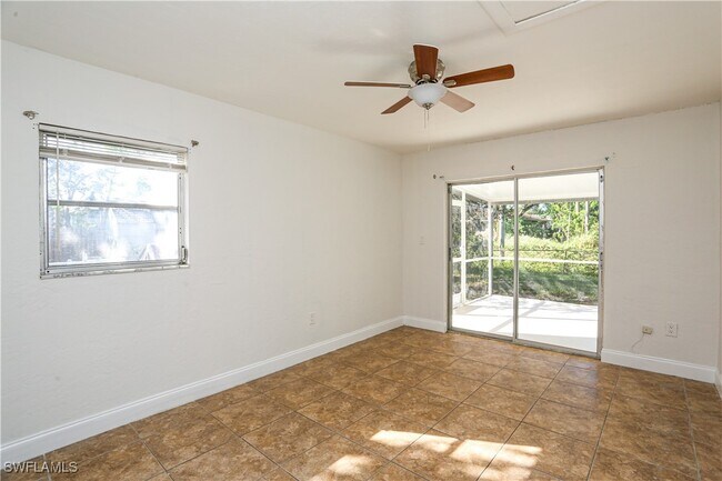 Building Photo - 861 San Remo Ave