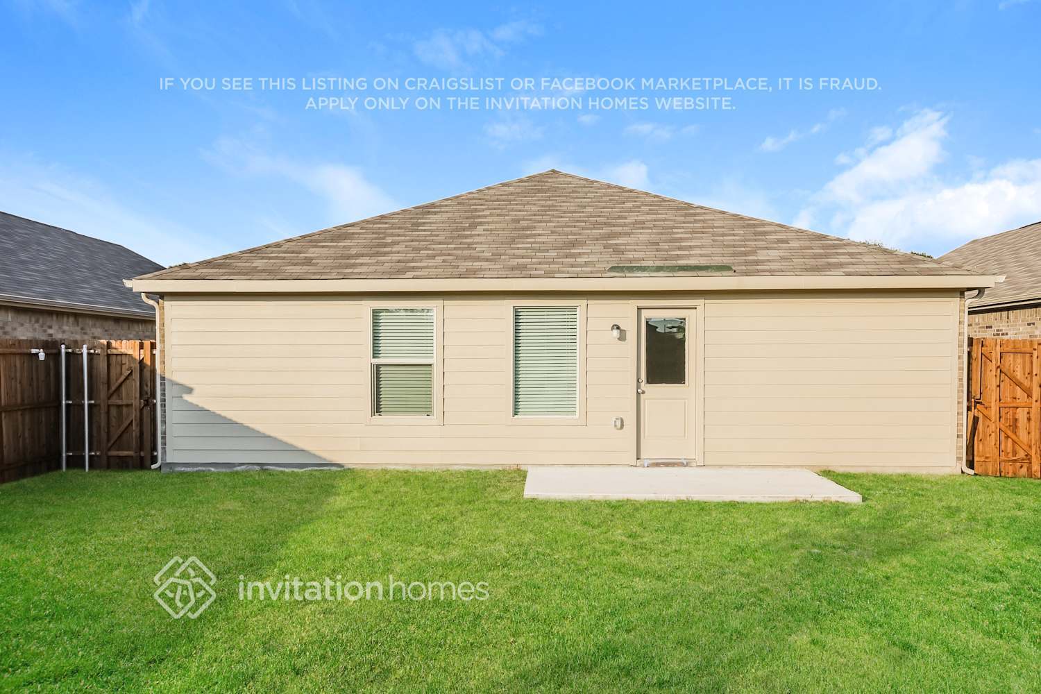 Building Photo - 2401 Ava Dr