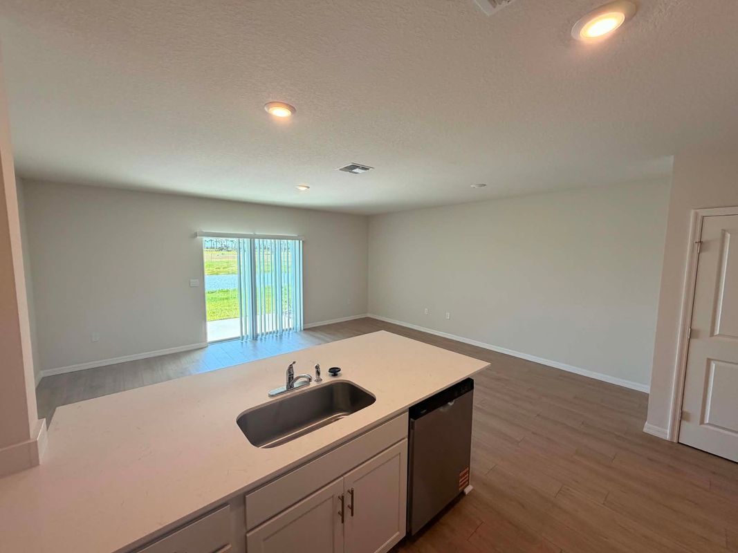 Building Photo - 18524 Buckskin Dr