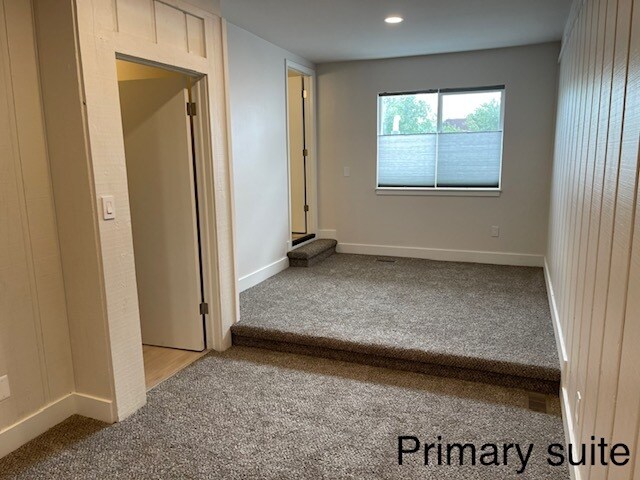 Building Photo - 3376 12 Mile Rd