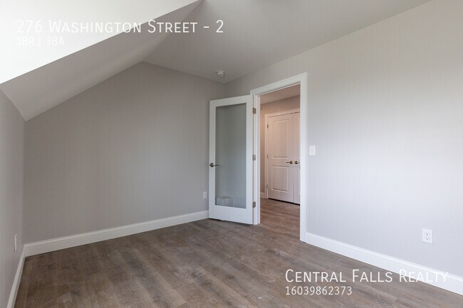 Building Photo - 276 Washington St