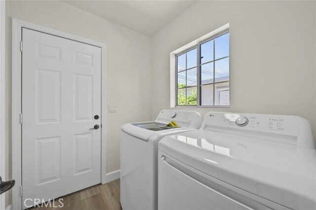 Building Photo - 13358 Blythe St