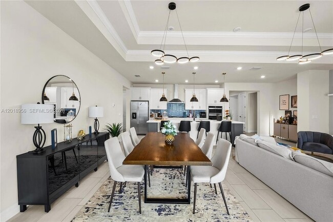 Building Photo - 4549 Pinehurst Trl W
