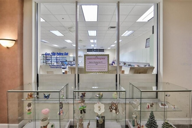 Building Photo - 201 Bedford Trail