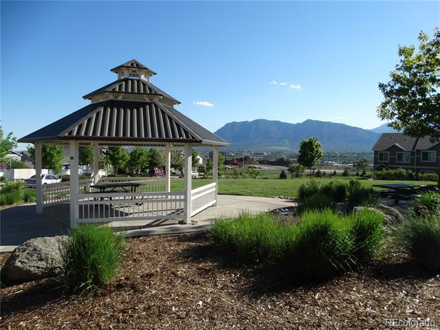 Building Photo - 2119 Falkirk Dr