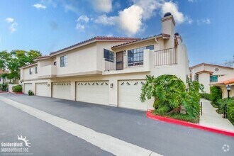 Building Photo - Beautiful 2Bdm 2Ba Condo in La Jolla Colon...