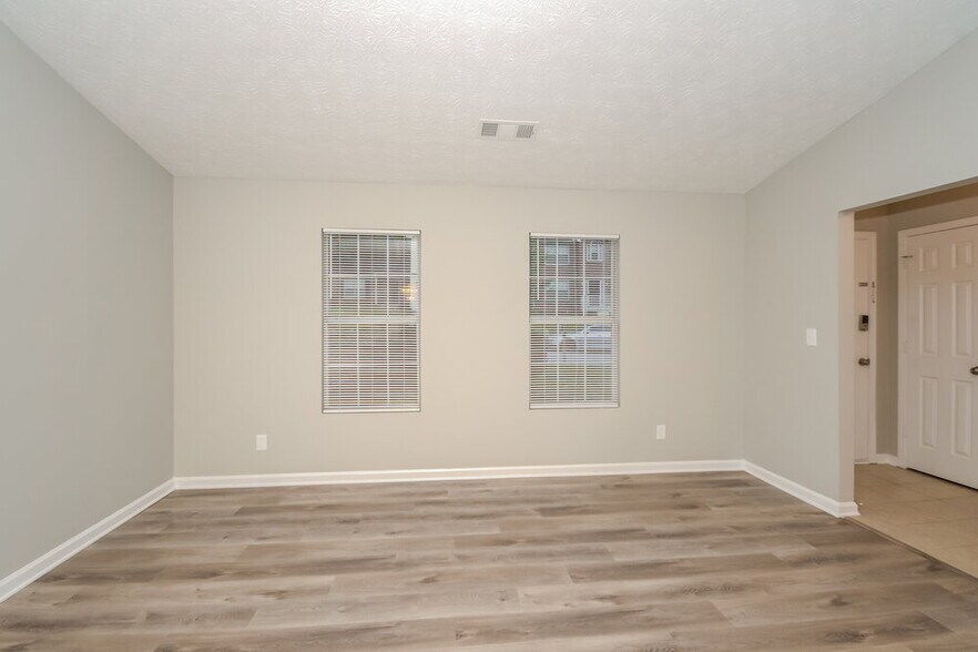 Building Photo - 758 Kilkenny Cir