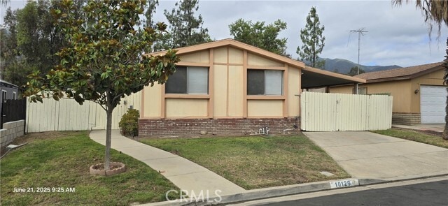 Building Photo - 10129 Wrangler Way