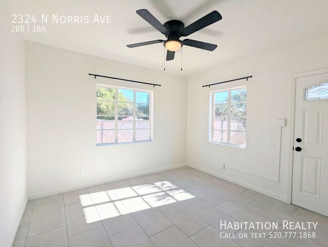 Building Photo - Remodeled 2Bed/1Bath with Designer Touches...