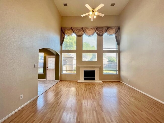 Building Photo - 2339 Plantation Bend Dr