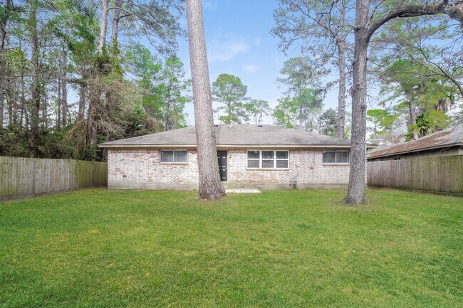 Building Photo - 3607 Dawnwood Dr