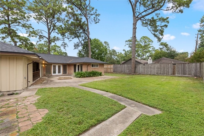 Building Photo - 10219 Chatterton Dr