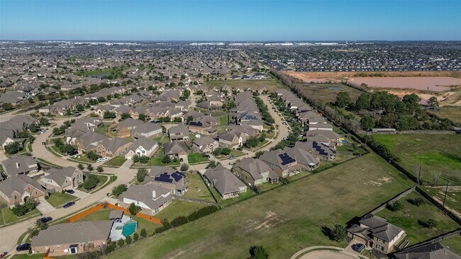 Building Photo - 28707 Bonham Park Ct