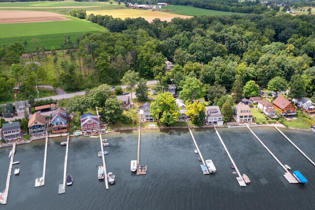 Building Photo - 4027 Graywood N