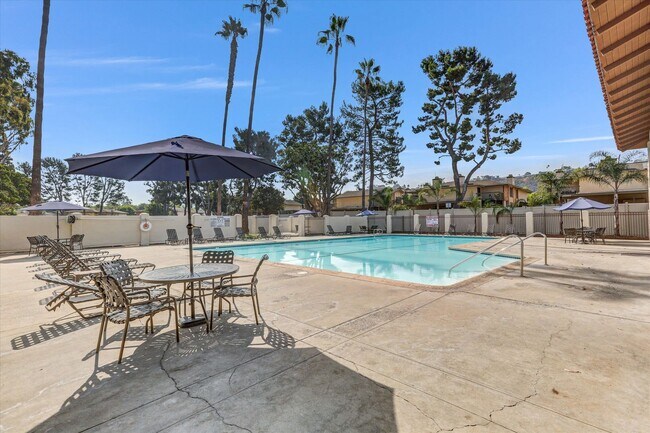 Building Photo - $500 MOVE IN SPECIAL! 2 BD, 2 BA Condo at Mission Plaza! 1000 Sq Ft w/ Great Amenities!