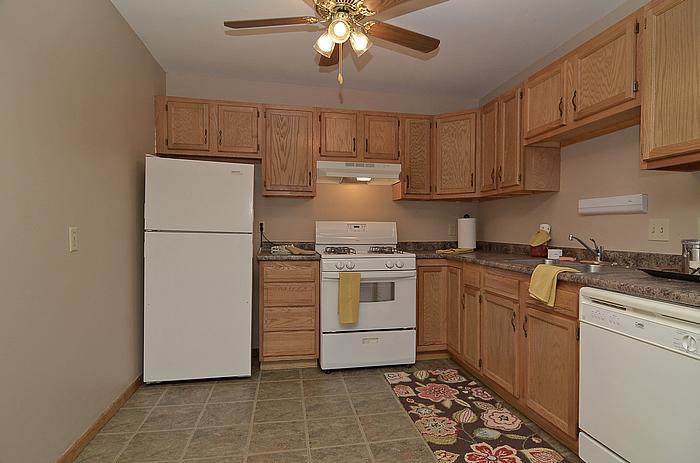 Oak Kitchen - 6301 Pleasant Ave