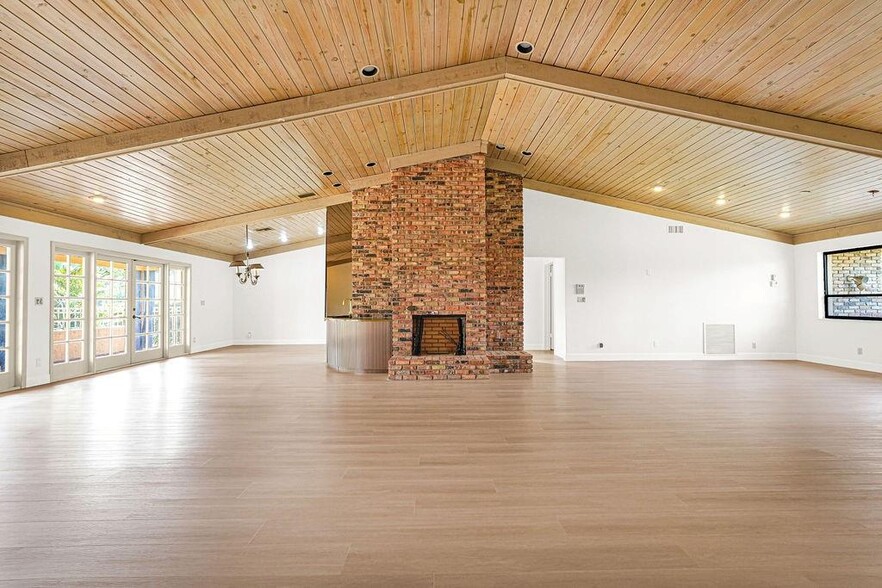 Building Photo - 7301 Corkwood Ter